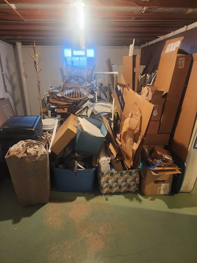 Roll-off dumpster container at job site for 8 Yard Dumpster Rental in Kirkland